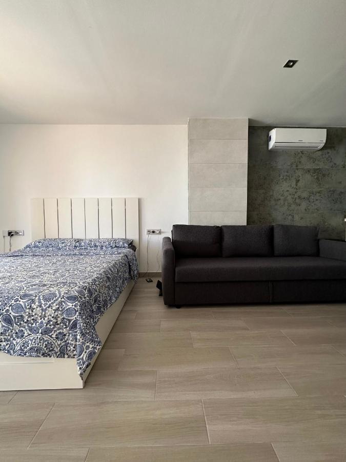 Studio Monserrate H Torrevieja Exteriér fotografie